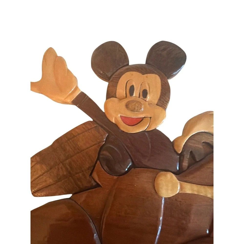 Disney Wall Hanging Brown Mickey Mouse Intarsia Wood Car Key Rack Folk Art Decor